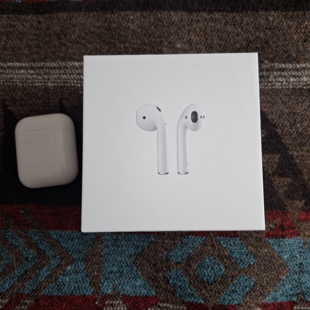Apple air pods